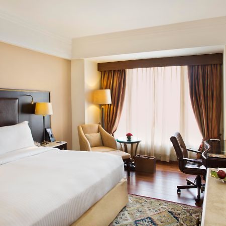 Eros Hotel New Delhi, Nehru Place Exterior foto A room at the Taj Bengal
