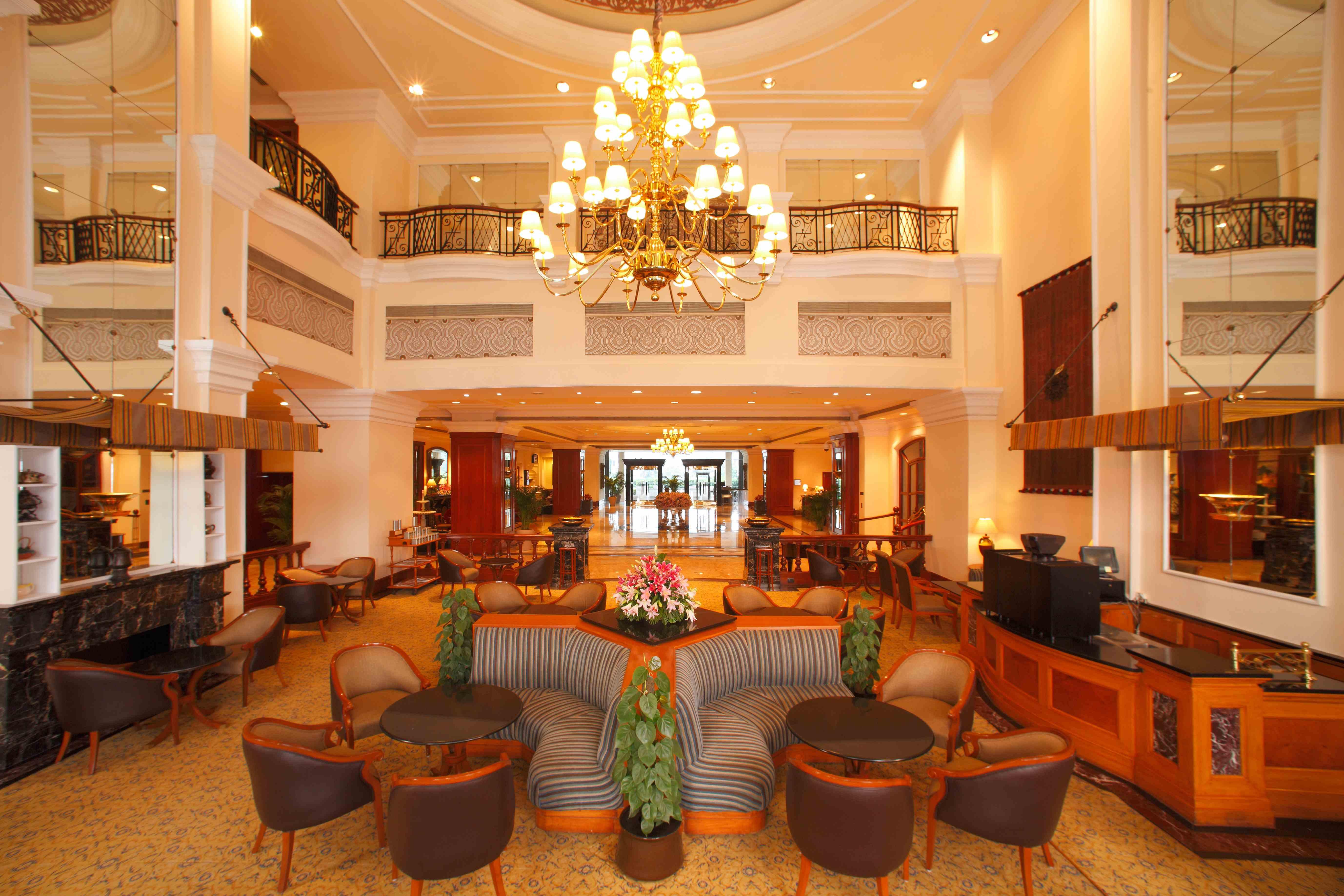 Eros Hotel New Delhi, Nehru Place Exterior foto The lobby of the hotel