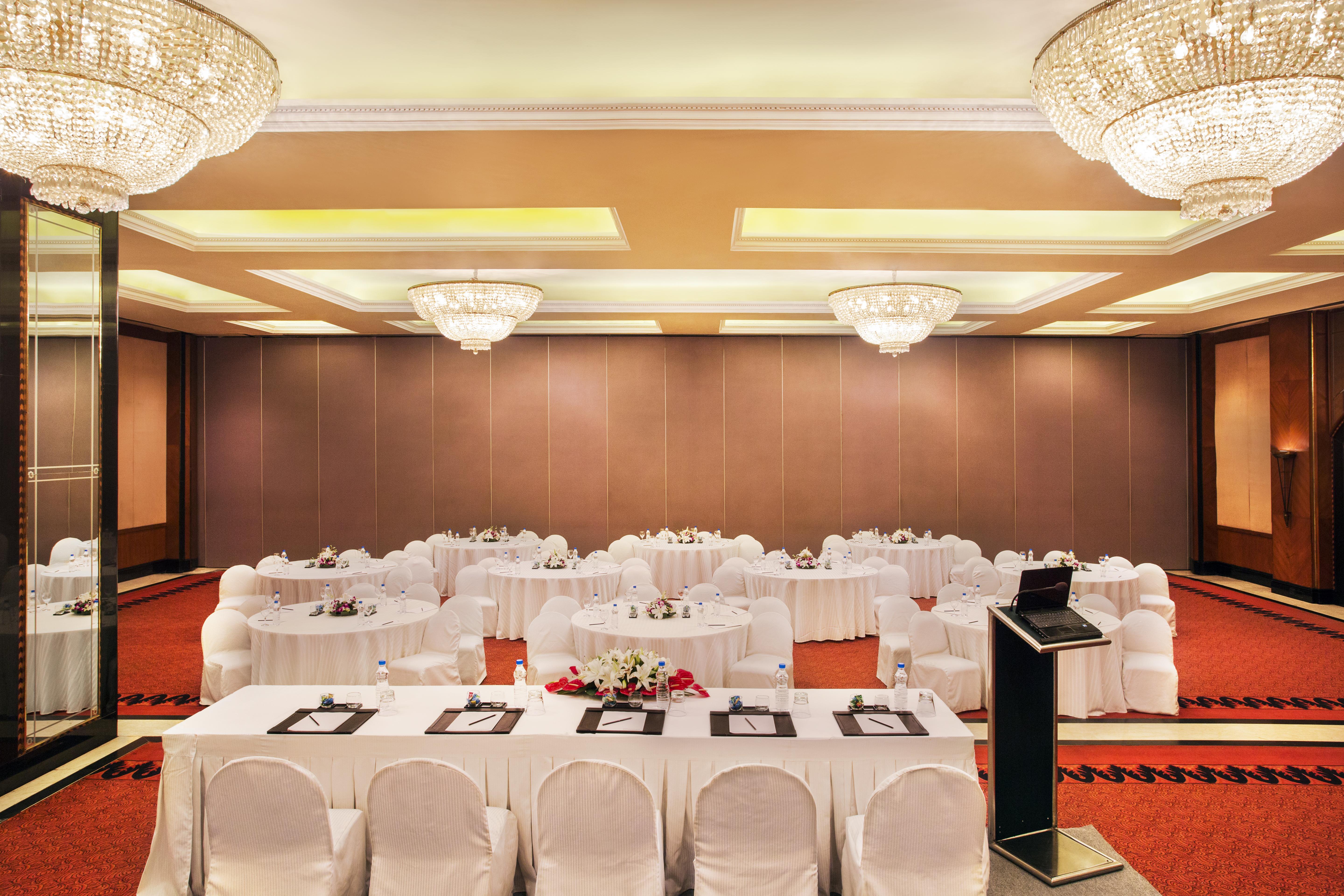 Eros Hotel New Delhi, Nehru Place Exterior foto The Royal Ballroom