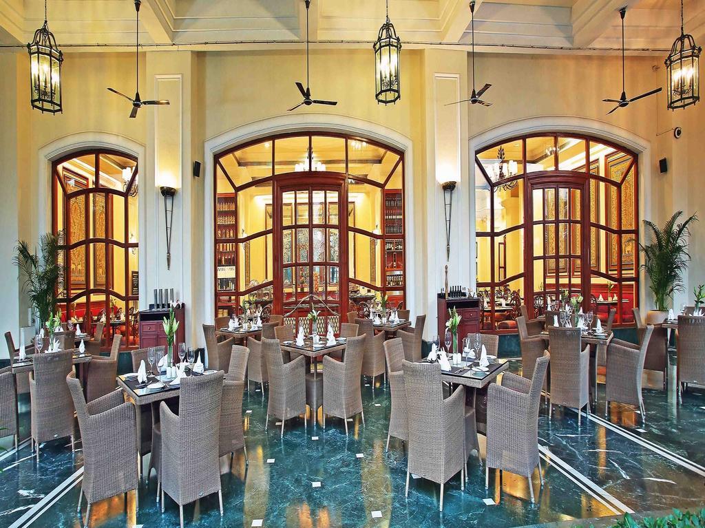 Eros Hotel New Delhi, Nehru Place Exterior foto The restaurant