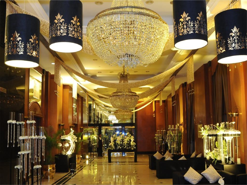 Eros Hotel New Delhi, Nehru Place Exterior foto The lobby of the hotel