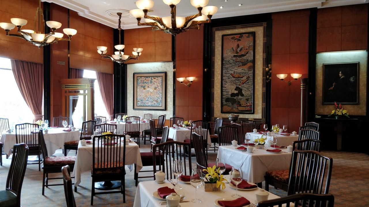 Eros Hotel New Delhi, Nehru Place Exterior foto Interior of the restaurant