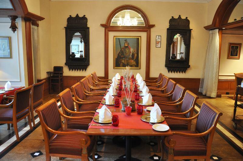 Eros Hotel New Delhi, Nehru Place Exterior foto The dining room